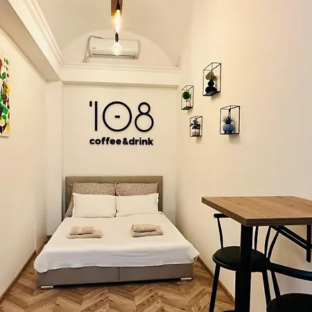 Hlavna With Parking Apartman *