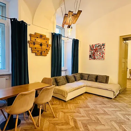 Apartman Hlavna With Parking Kassa
